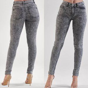 TORRID BOMBSHELL STRAIGHT JEAN - SUPER SOFT GREY SZ 14 - NEW!